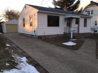 4413 Rhodes Ave SW, Wyoming, MI 49548