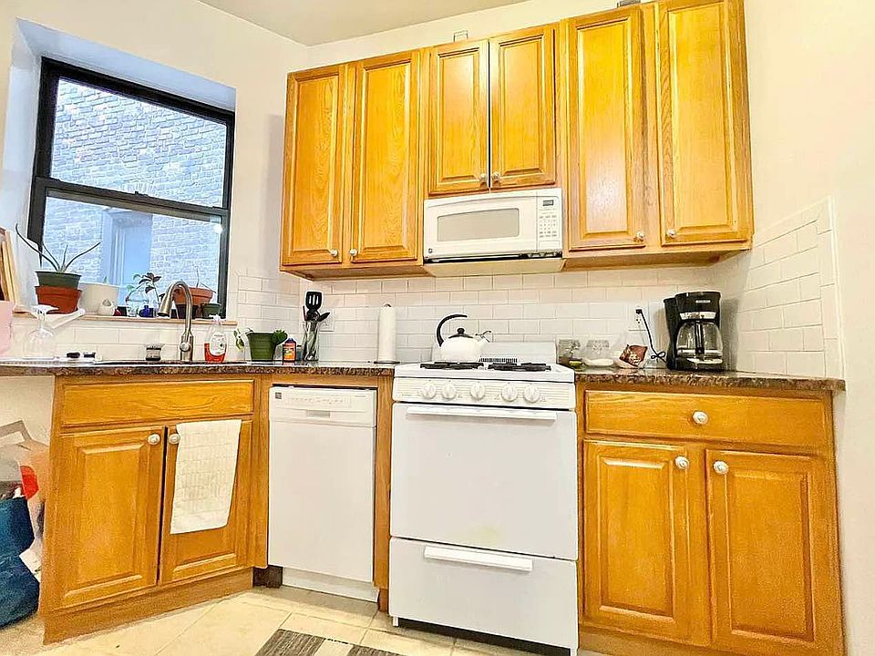 1st image of 761 9th Ave #2B
