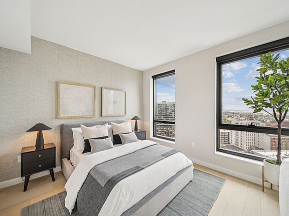 3rd image of 567 Fulton St #40H