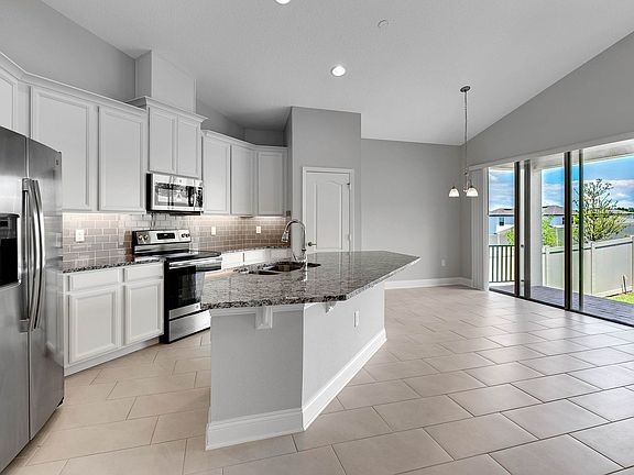 2nd image of 17014 Crestmont Blvd