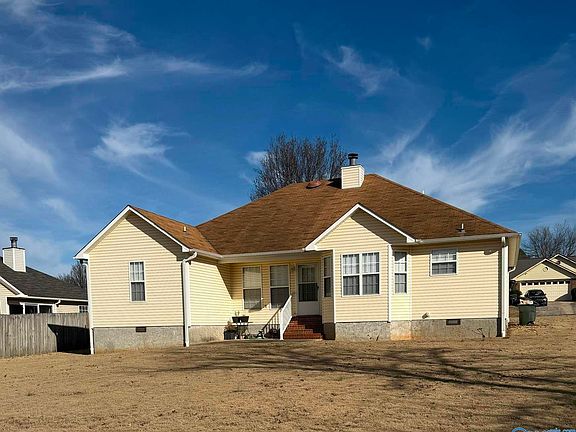 2nd image of 3707 Lady Banks Ln NW