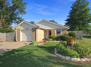 410 Van Buren Ave NW, Piedmont, OK 73078