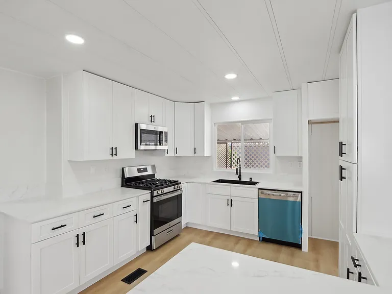14777 Palm Dr #113 — Photo 29