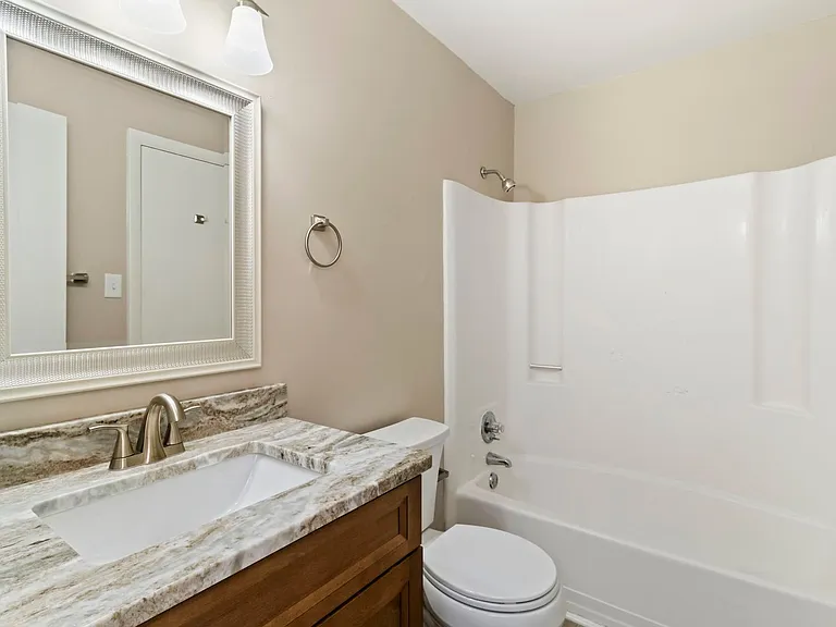 1180 Indian Rd — Photo 14