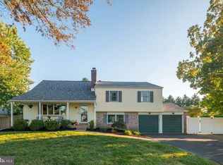 14 Tower Hill Rd, Chalfont, PA 18914