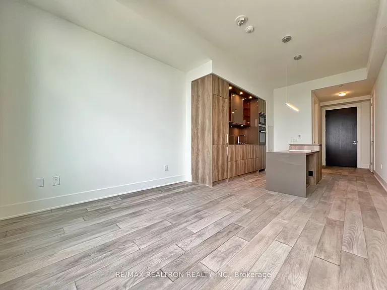 11 Yorkville Ave #6101 — Photo 12