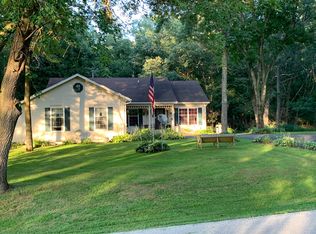 2112 Grand Detour Rd, Dixon, IL 61021