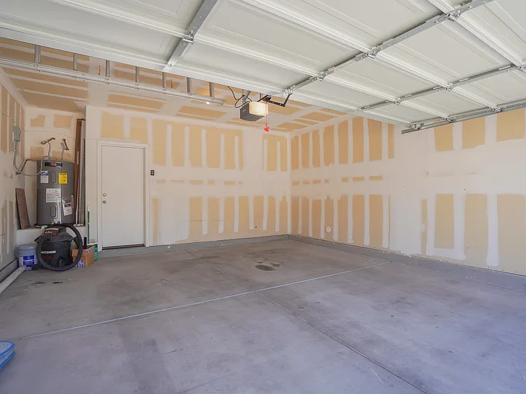 10225 W Camelback Rd #28 — Photo 29