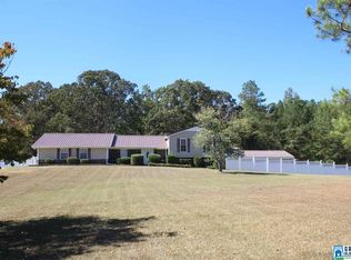 400 Hollybrook Rd, Columbiana, AL 35051