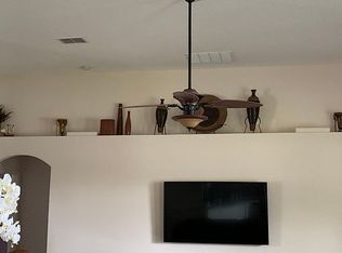 10247 Meadow Pointe Dr, Jacksonville, FL 32221