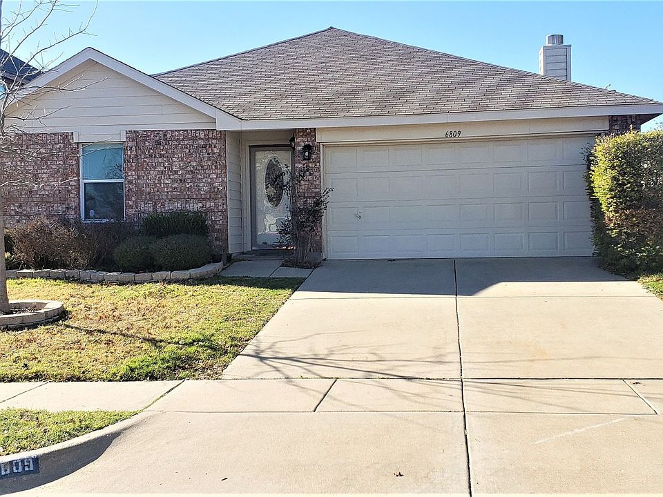 1st image of 6809 Meadow Way Ln