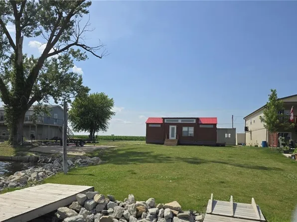 238 Ramsey Dr, Craig, MO 64437