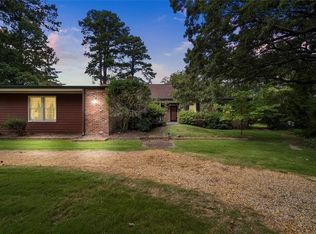 2 Boxwood Point Rd, Hampton, VA 23669