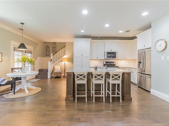 5th image of 12540 Canyon Glen Dr