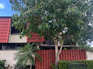 3803 Victoria Dr, West Palm Beach, FL 33406