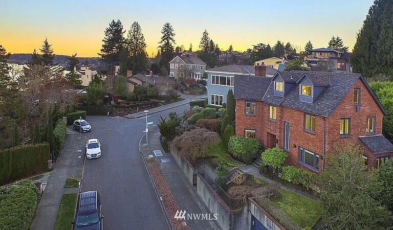 4105 55th Ave NE — Photo 20