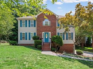 7626 Rolling Oak Ct, Clemmons, NC 27012