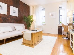 350 E 19th St #1AA, New York, NY 10003