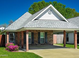 319 Harvest Ln, Abbeville, LA 70510