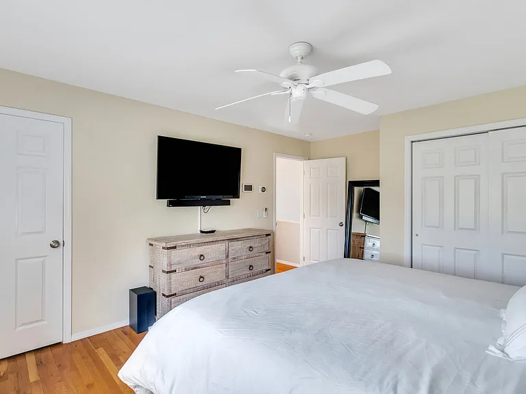 11 Georgia Pl — Photo 14