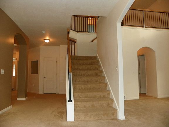 4th image of 8048 S Madison Nan Dr