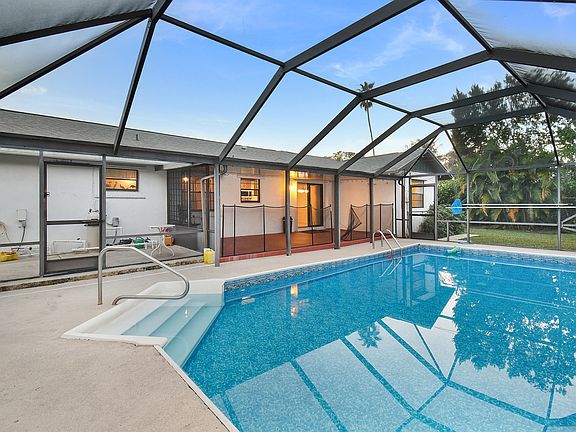 2nd image of 5715 Karen Drive