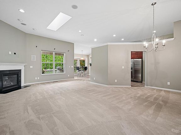 5th image of 5252 Venetian Way