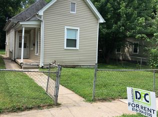 1520 Holman St, Saint Joseph, MO 64501