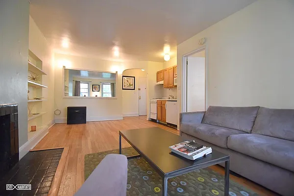 Rented by Corcoran | media 6