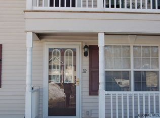 32 Riverside Dr, Rotterdam Junction, NY 12150