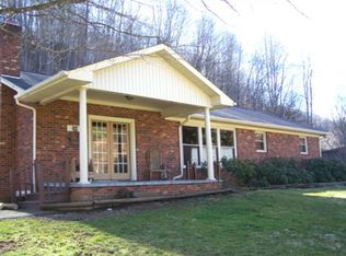 158 Colt Creek Rd, Lansing, NC 28643