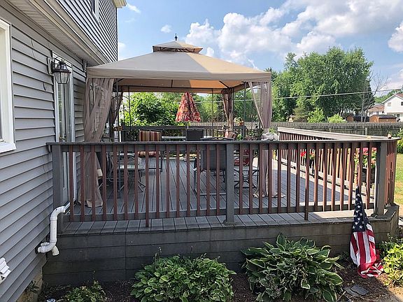 5th image of 402 Starview Dr