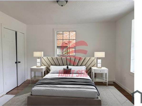 327 11th Ct W