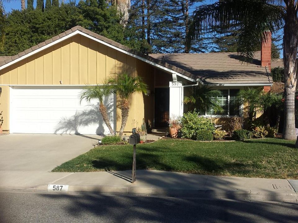 1st image of 587 Calle Del Sur