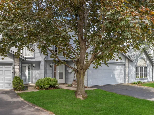 2712 Spyglass Ct NW, Rochester, MN 55901