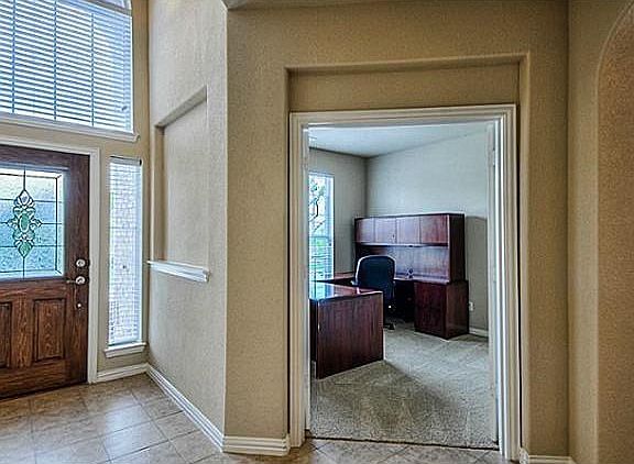 3rd image of 8648 Nicholson Dr