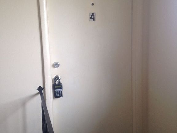 2nd image of 4912 Northcutt Pl APT 4