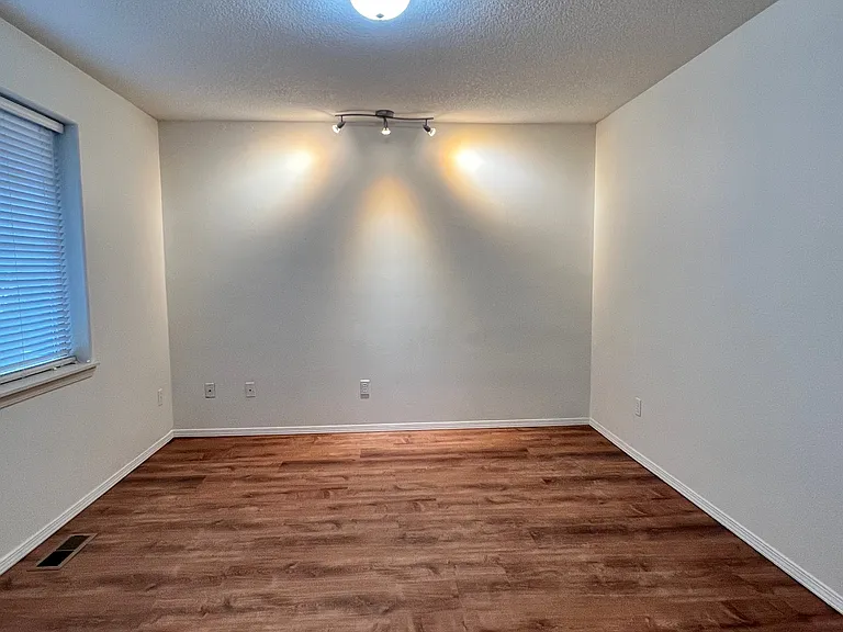 15500 SW Stone Ridge Cir — Photo 3