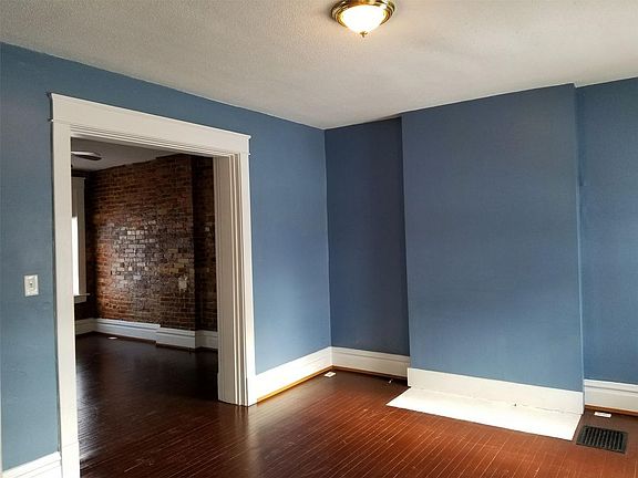 4th image of 1000 McAllister Ave