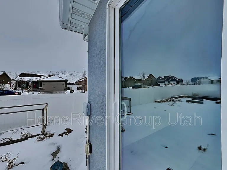 1375 E Rachel Way — Photo 22