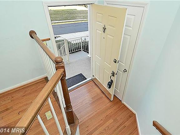 Exterior (Front) Entry