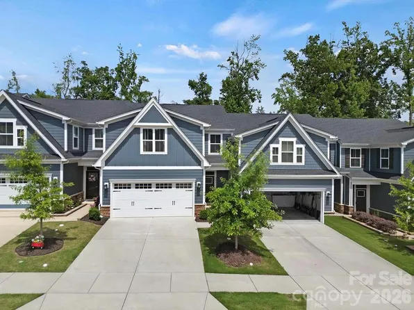 888 Prince Garrett Way, Denver, NC 28037