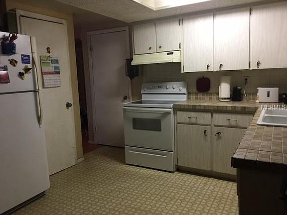 2nd image of 16134 Sea Pines Dr