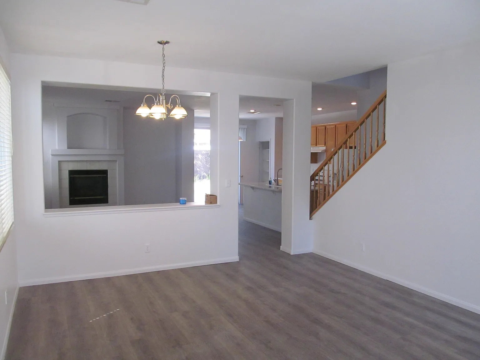 4 bed, 2366 sqft, $2,200 — Photo 4