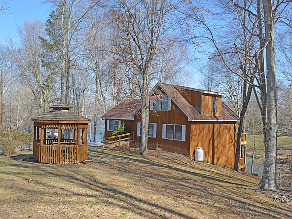 3rd image of 1081 Crows Nest Dr