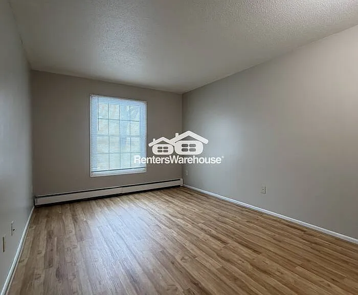 4648 Cedar Lake Rd S #1 — Photo 11