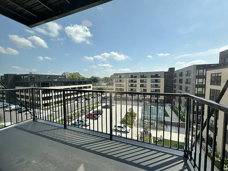 The Eloise Apartments — Photo 89