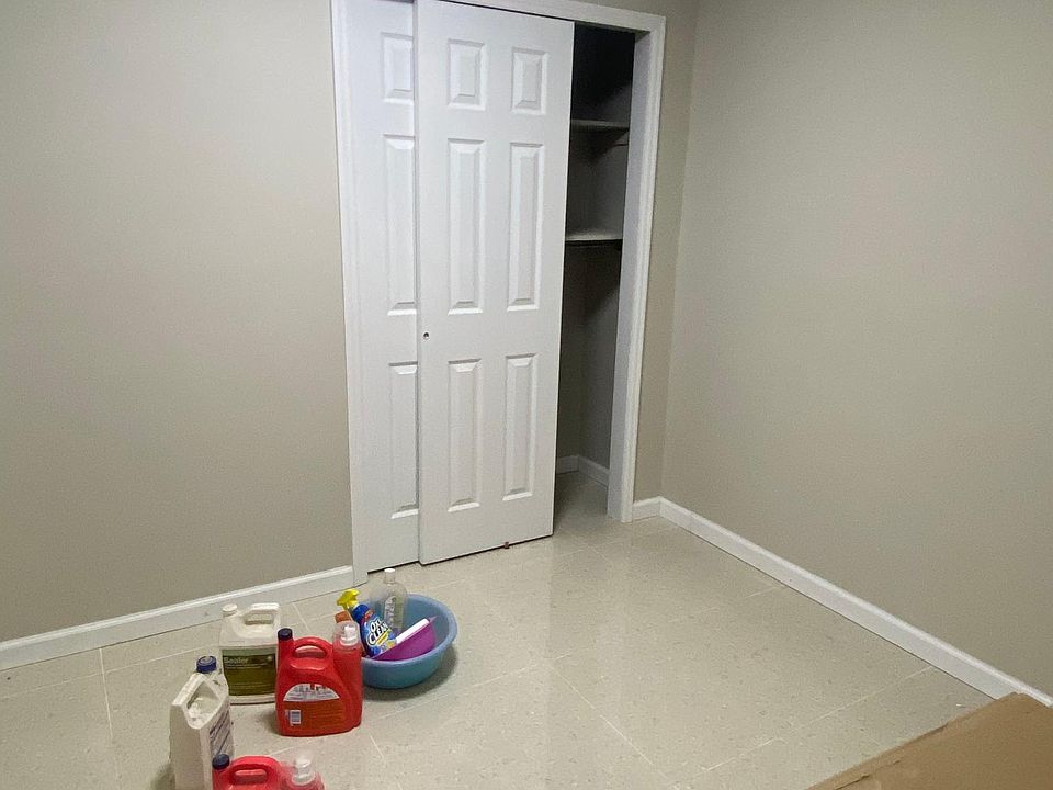 1st image of 647 Targee St #1