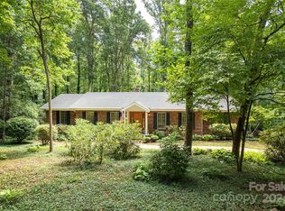23 Glen Cove Rd, Arden, NC 28704