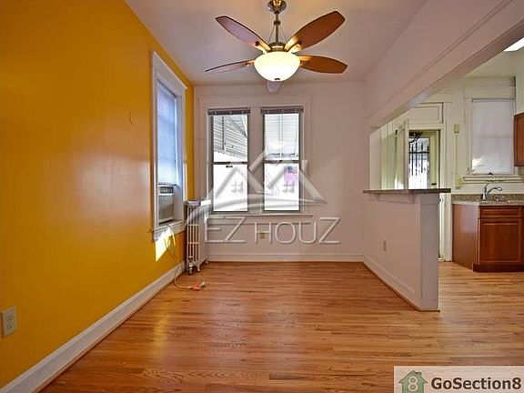 2nd image of 3657 Gelston Dr